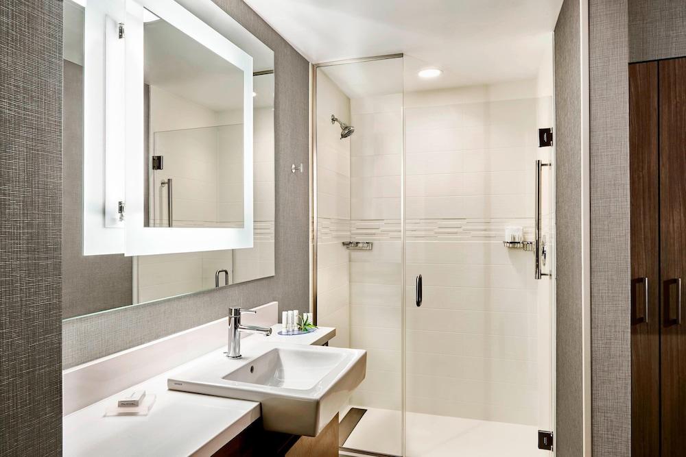 Springhill Suites Dallas Dfw Airport South/Centreport Форт Уорт Екстериор снимка