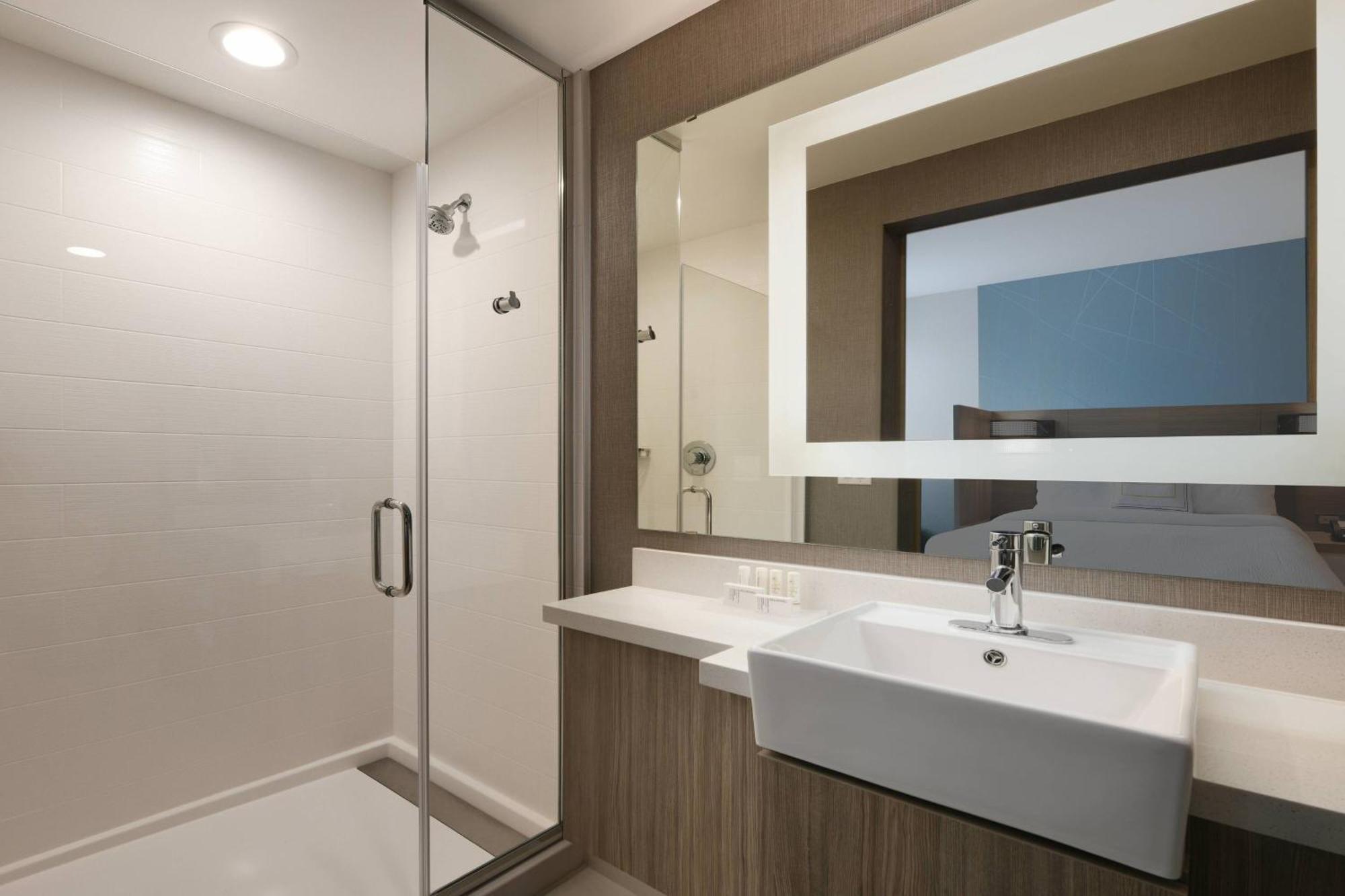 Springhill Suites Dallas Dfw Airport South/Centreport Форт Уорт Екстериор снимка