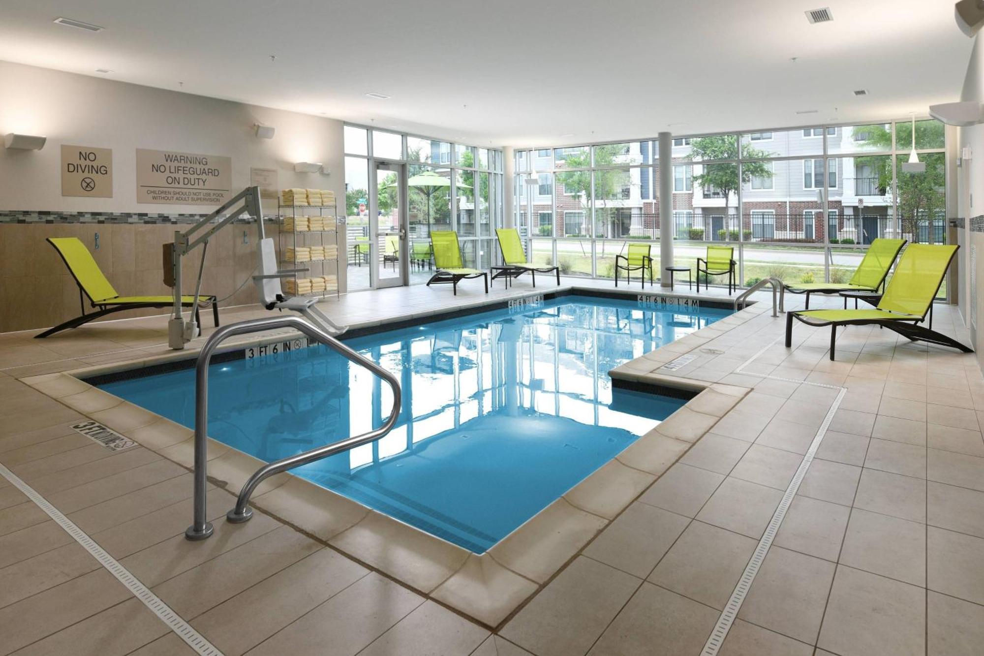 Springhill Suites Dallas Dfw Airport South/Centreport Форт Уорт Екстериор снимка