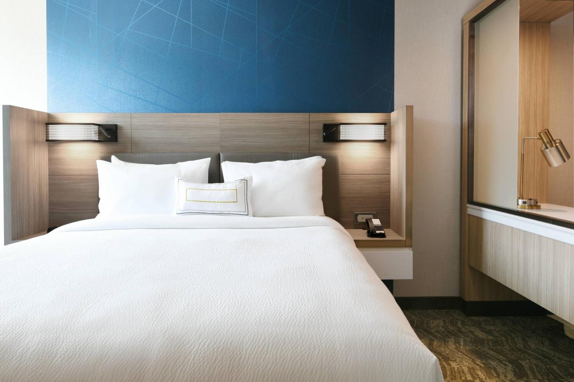 Springhill Suites Dallas Dfw Airport South/Centreport Форт Уорт Екстериор снимка